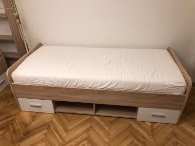 Dětská postel 205x96 cm bez roštu a bez matrace