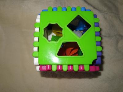 motorická hračka vkládací kostka