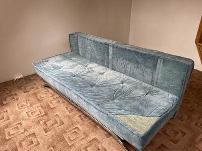 Rozkládací postel/pohovka