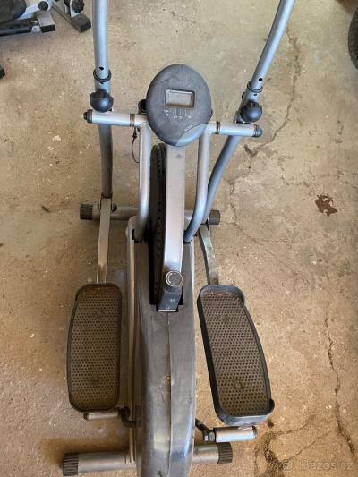 Elipticky trenazer za odvoz