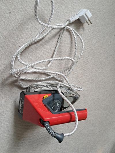 Žehlička ETA  7246