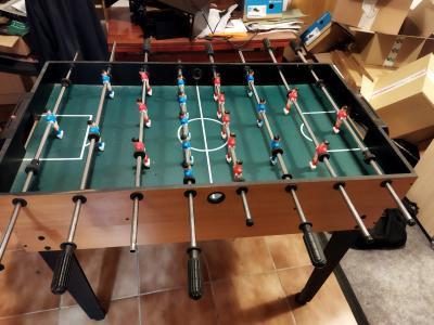 Stolní fotbálek s kulečníkem a dalšími hrami