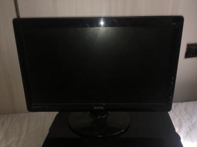 Starší funkční monitor