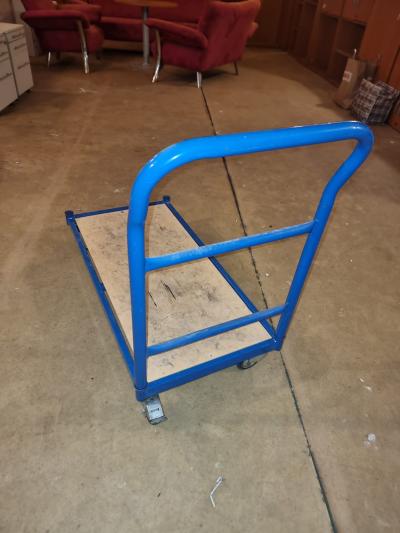 Vozík na kolečkách