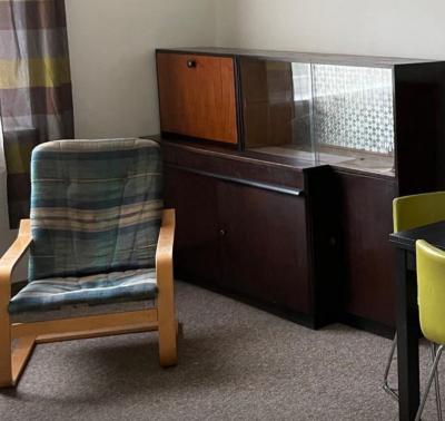 Obyvakova skrin- sekretář