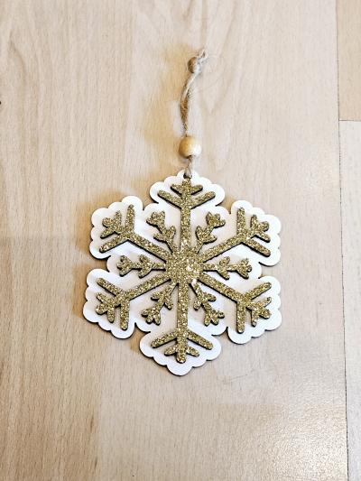 Závěsná dřevěná vločka