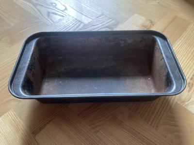 Nádoba, původně forma na chléb