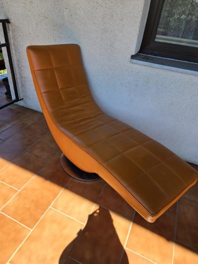 Relaxační otočné lehátko