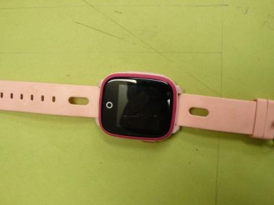 ...dětské "chytré hodinky"...