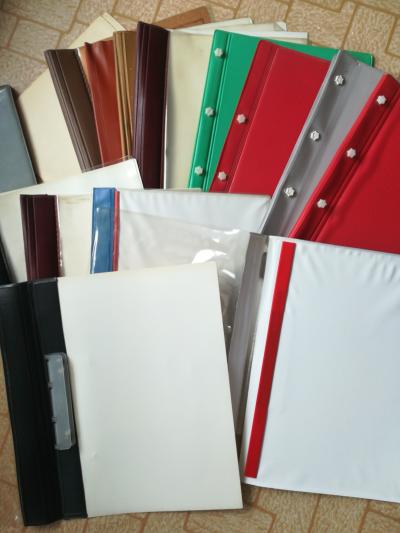 Složky a taška na spisy