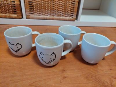 4 keramické hrnky Ikea