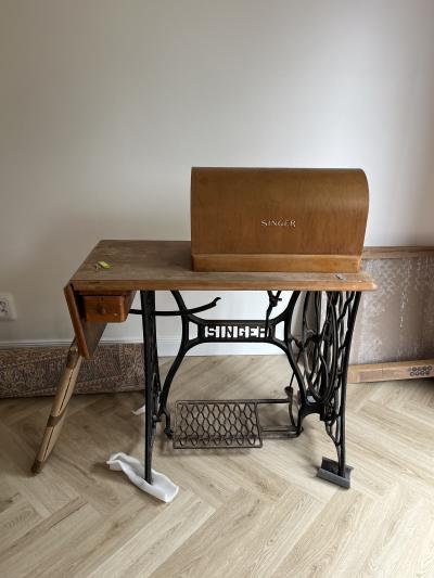 Šicí stroj Singer
