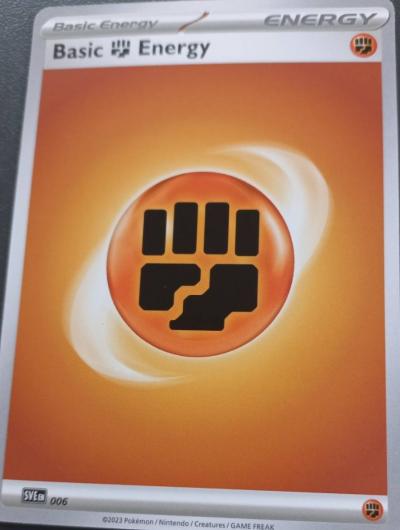 Pokemon oranžový okr Basic