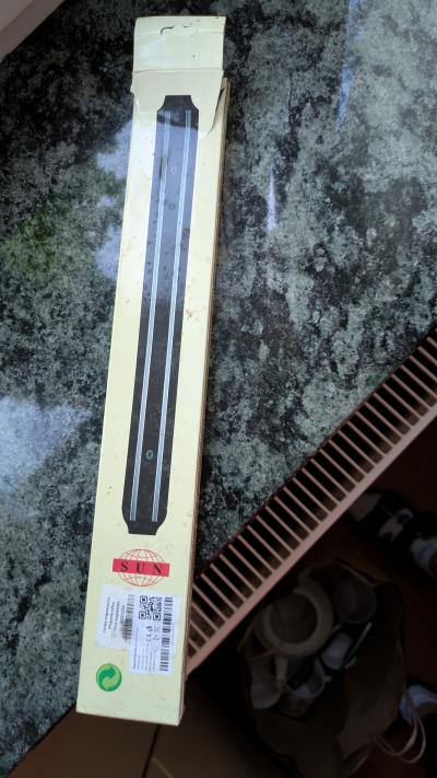 Magnetický držák na kovové předměty