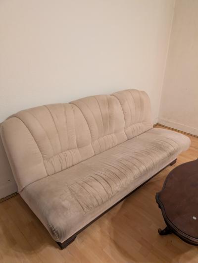 Daruji soupravu křesel a pohovky