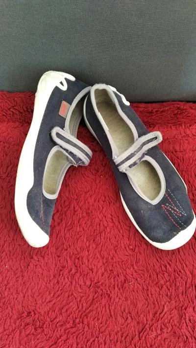 Dívčí boty vel. 34