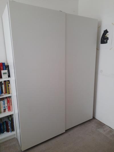 Skříň IKEA PAX/HASVIK s posuvnými dveřmi
