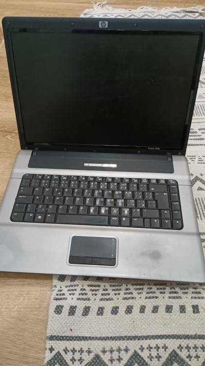 Starý notebook