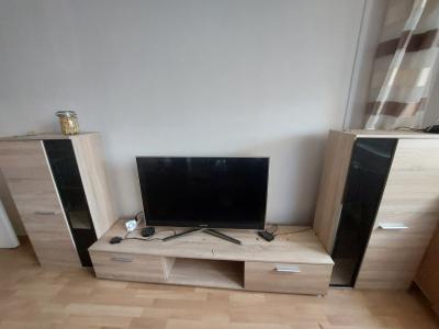 Daruji obývací stěnu