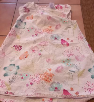 Dětské krásné šatičky