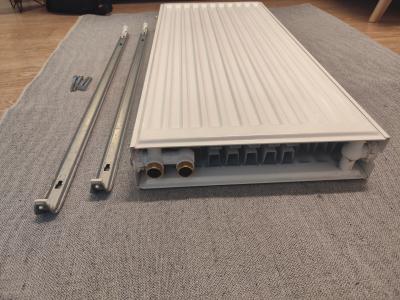 Radiátor deskový 90 x 40 cm