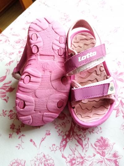 sandálky na donošení