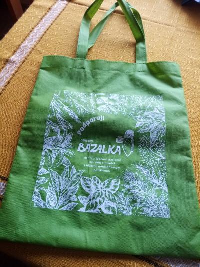 zelená taška nová
