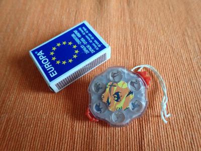 Přívěšek - hračka