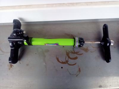 Nožní pumpa na kolo ..Zn.KouNan