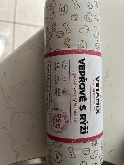 Maso pro psy a kočky