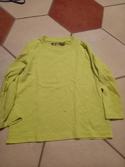 Chlapecké jasné triko