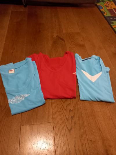 3 dámská trika