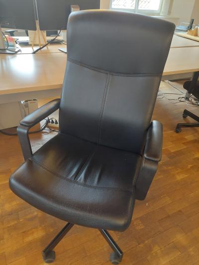 Kancelářská židle