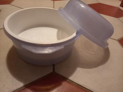 Asi napařovací miska