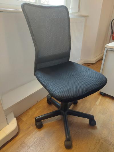 Kancelářská židle, potah síťovina