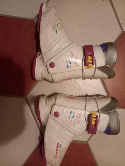 Staré dětské lyžáky