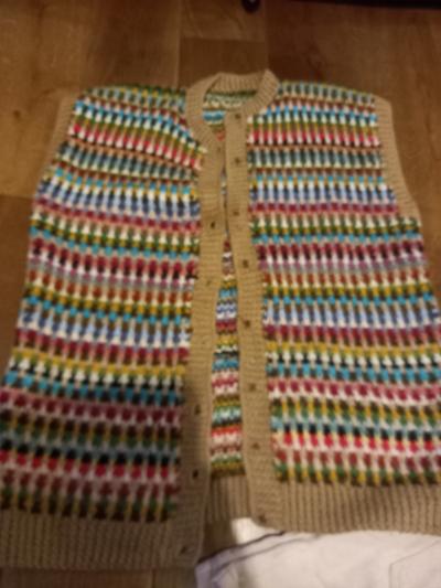 Pletená vesta