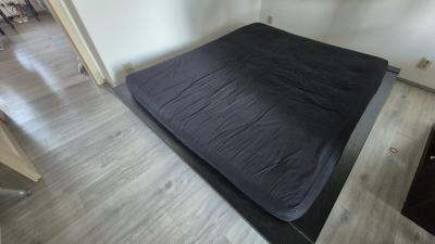 Futon (matrace i rám)