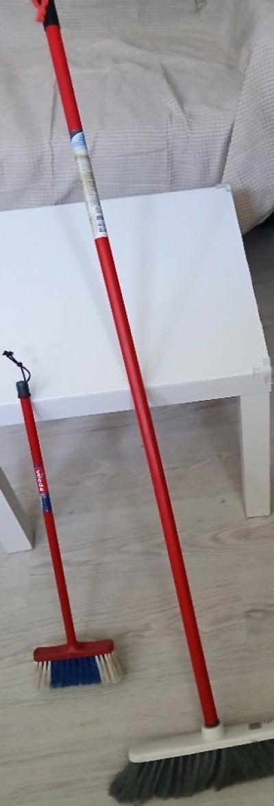 Koště a delší smetáček