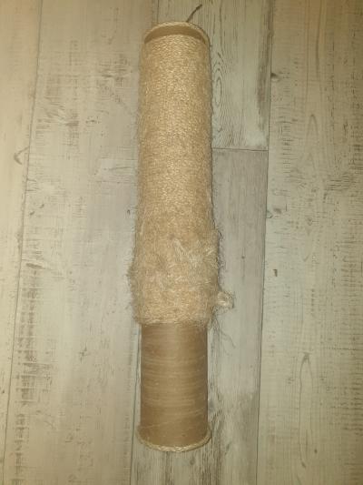 Sisalový sloupek ke škrabadlu