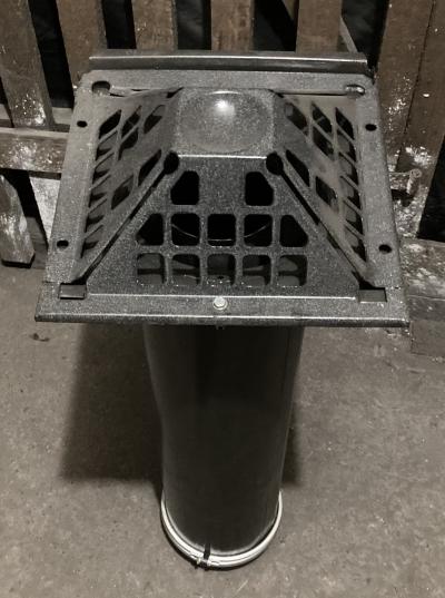 Výdech / odtah topidla - viz foto