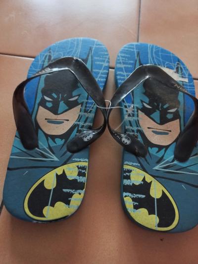 Žabky velikost 19 cm nove