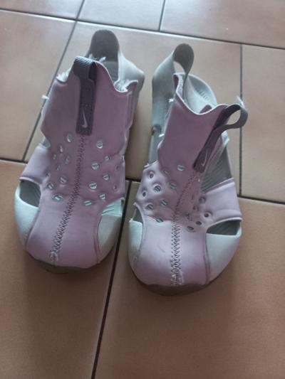 Sandálky Nike 22cm