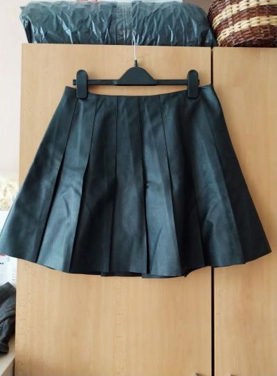 Dámská sukně velikost S