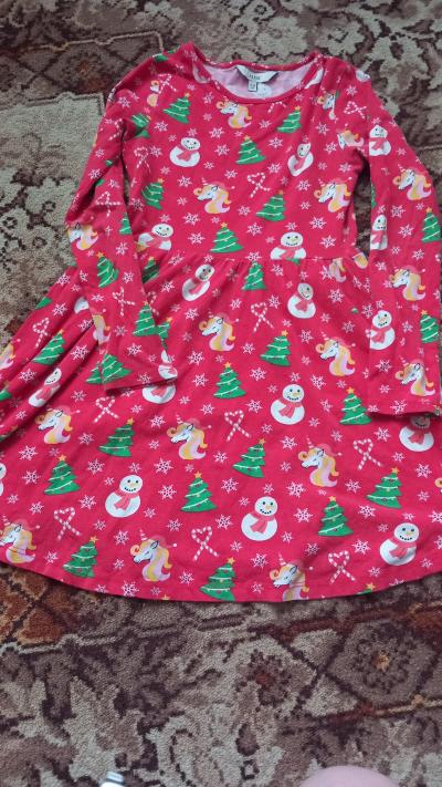 Dívčí šaty velikost 122