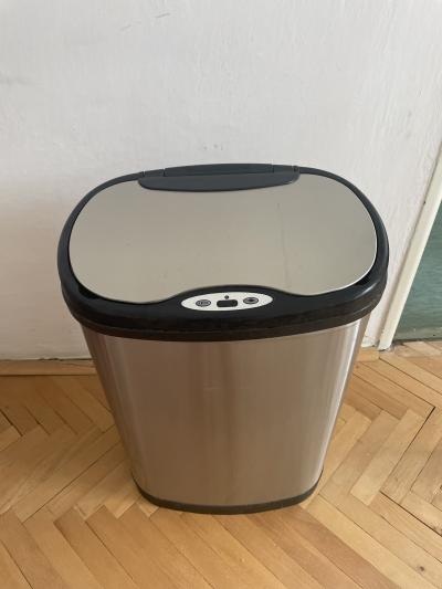 Odpadkový koš na tříděný odpad