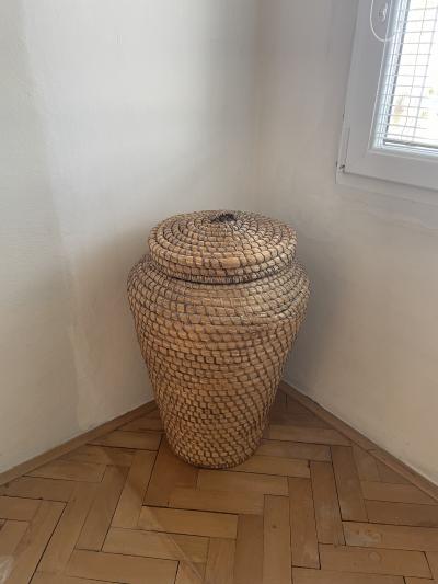 Velký proutěný koš