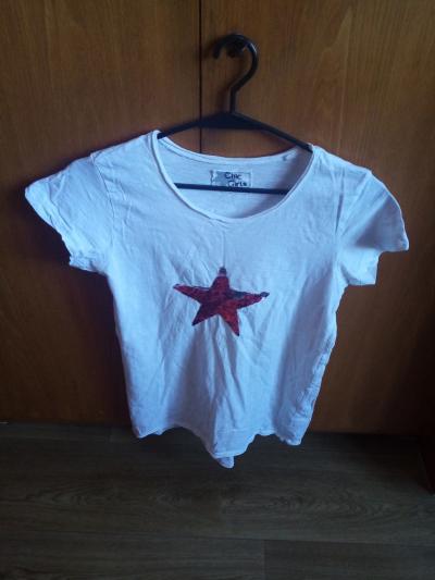 tričko s hvězdou