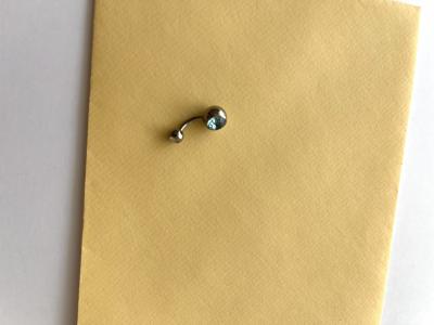 Bižuterie - piercing do pupíku