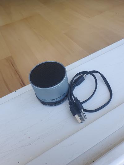 Daruji přenosný reproduktor